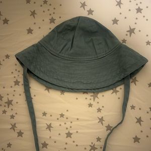 Hanna Andersson blue sun bucket hat size XXS